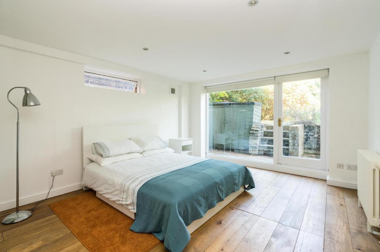 Fantastic 3 Bedroom Flat West Hampstead London Exterior foto